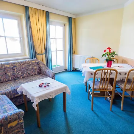Aparthotel Alpina-3